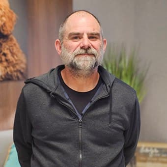 Dr. Monty Houfek Dr. Monty Houfek